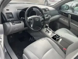 Toyota Highlander 2013 White
