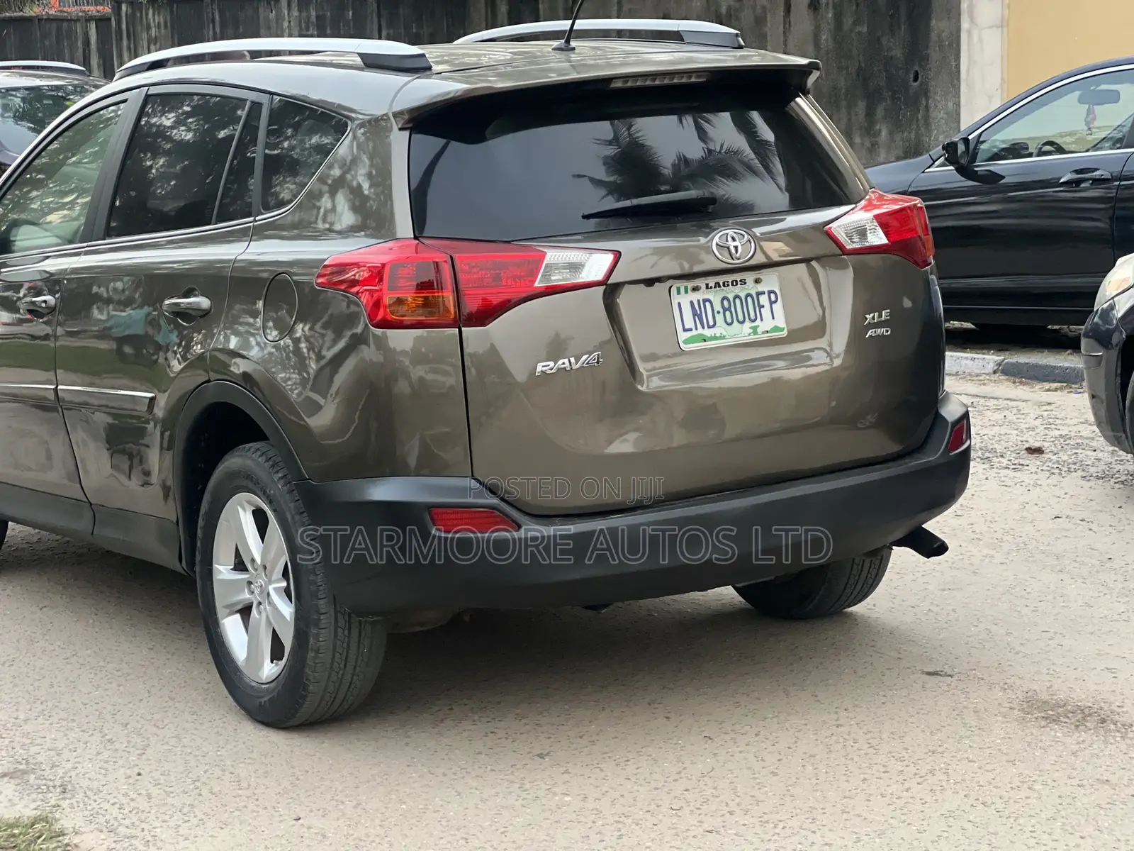 Toyota RAV4 LE 4dr SUV AWD (2.5L 4cyl 6A) 2014 Gray
