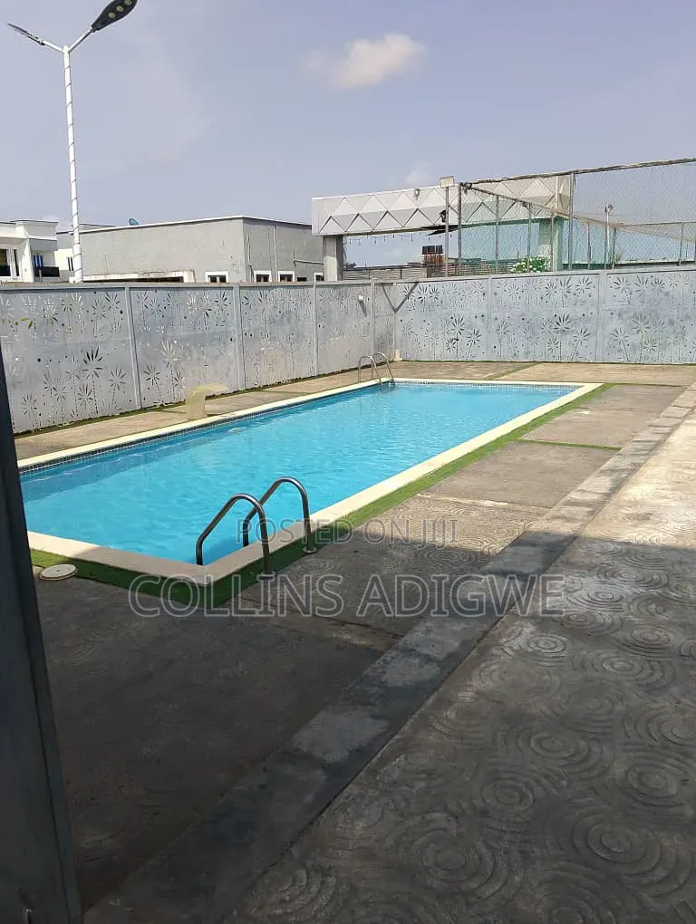 3bdrm Duplex in Service Estate for rent