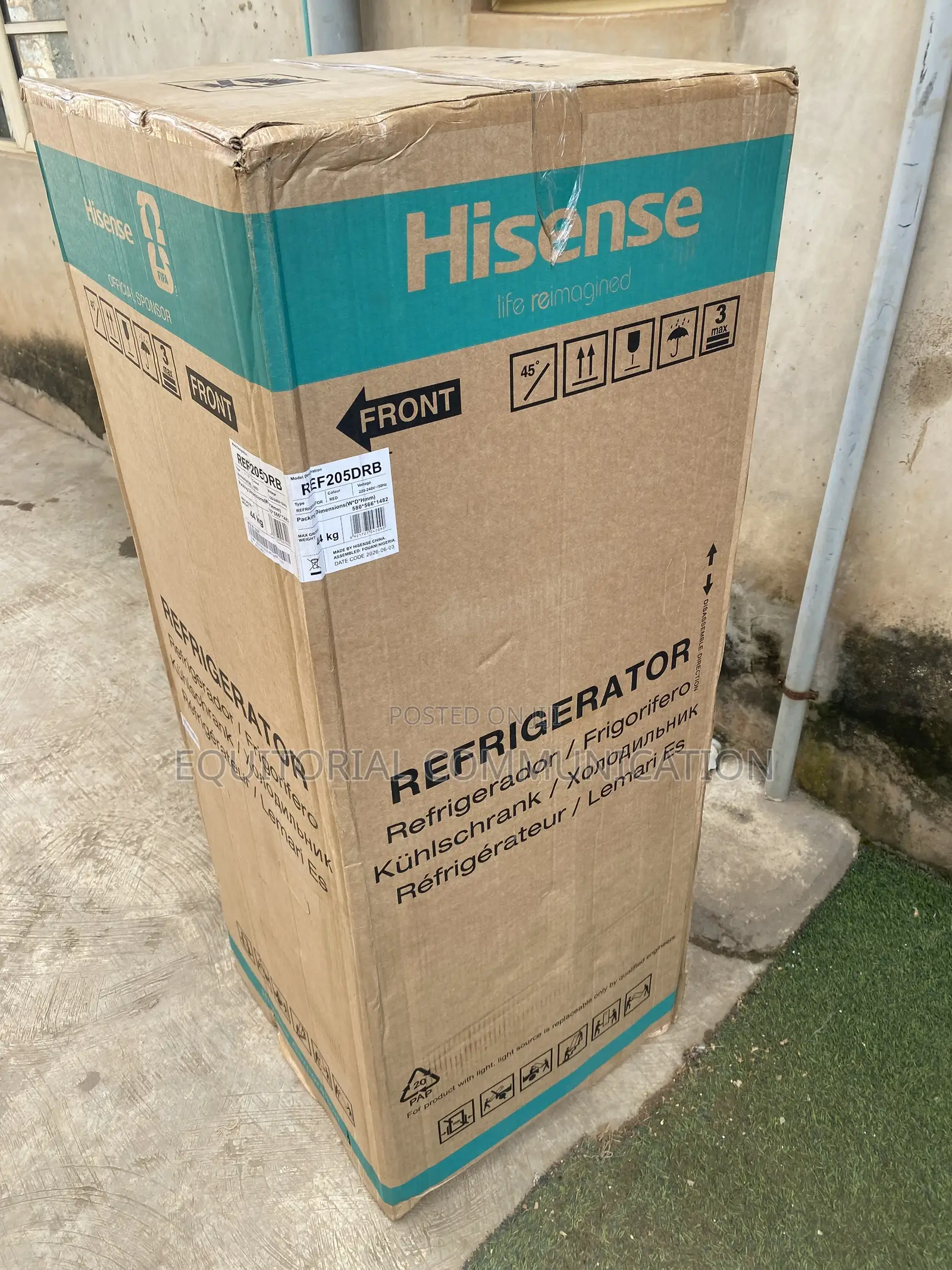 Hisense 204L Double Door Refrigerator With Drinking Water Dispenser