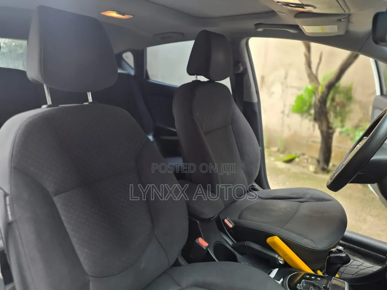 Hyundai Accent GLS 2012 White
