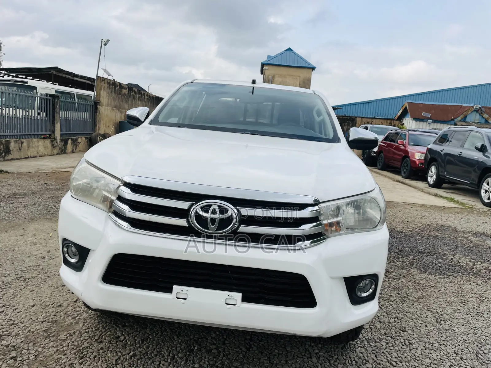 Toyota Hilux 2017 White