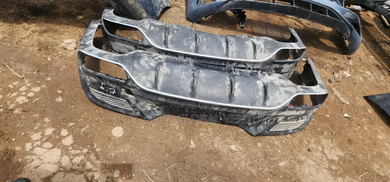 GLE63s 2018 Back Bumper Down Padded