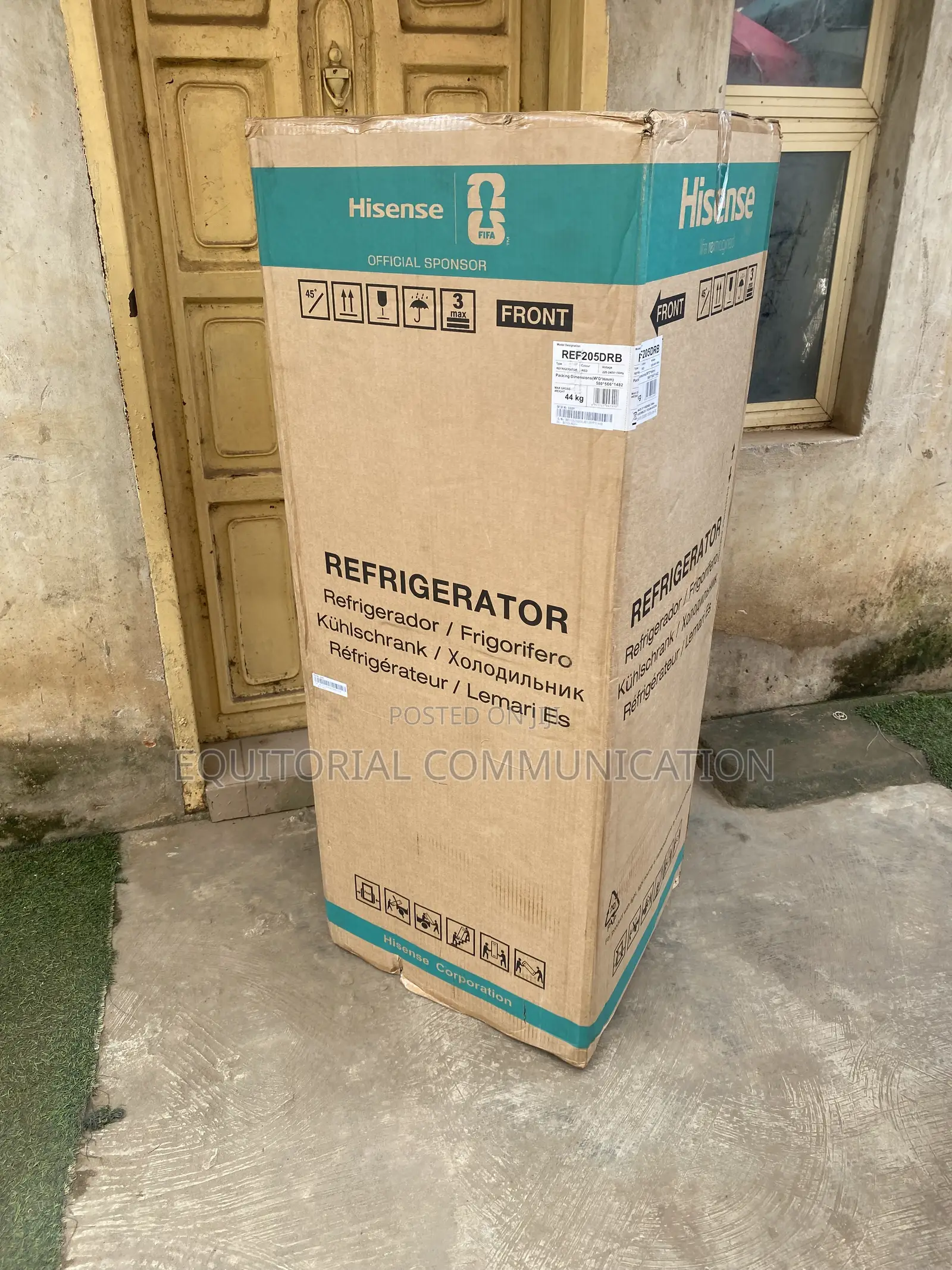 Hisense REF205DRB 204L Refrigerator for Convenient Food Organization