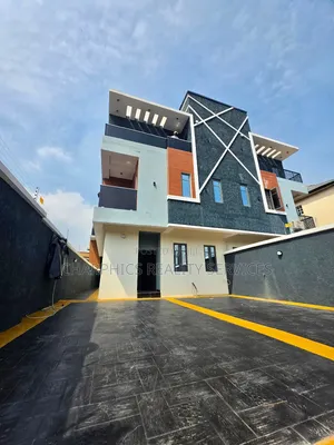 4bdrm Duplex in New Garage / Gbagada for sale