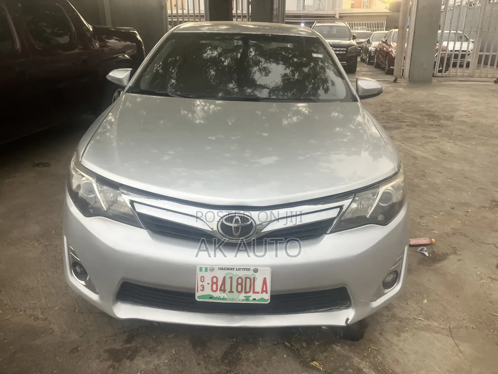 Toyota Camry LE 4dr Sedan (2.5L 4cyl 6A) 2014 Silver