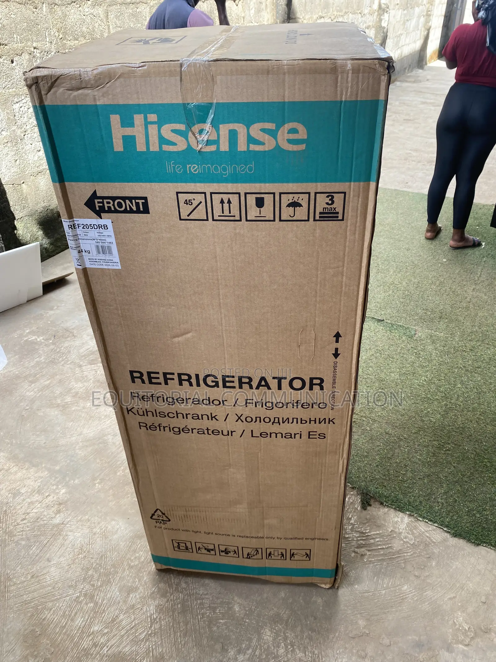 Hisense REF205DRB 204L Freezer-Top Fridge for Home Kitchens