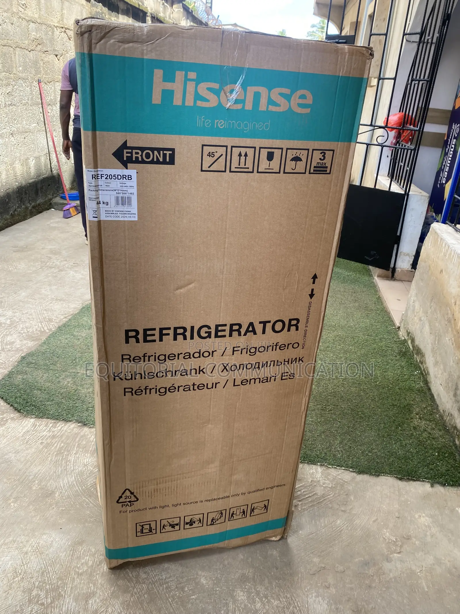 Hisense REF205DRB 204L Refrigerator With Water Dispenser Feature
