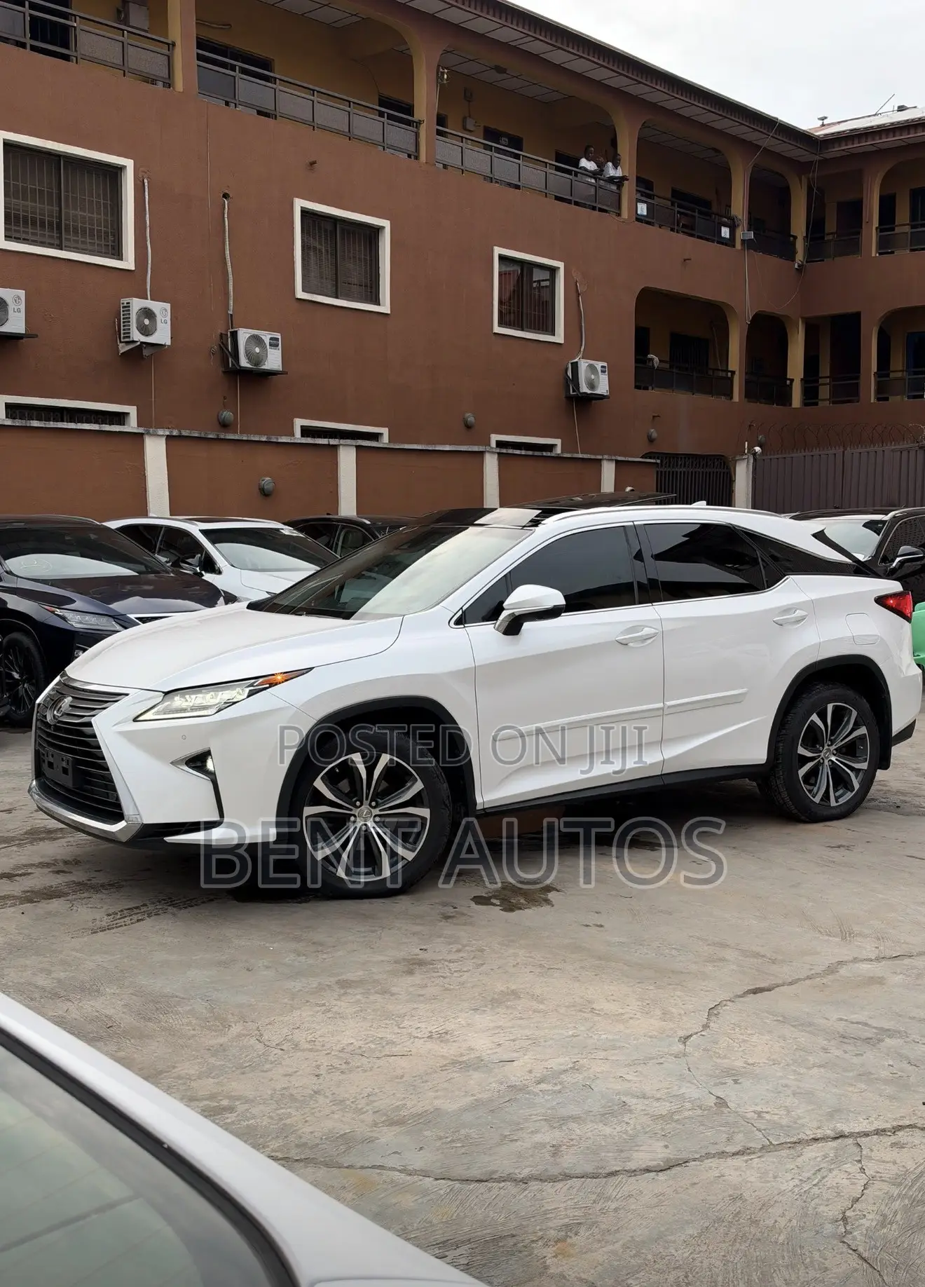 Lexus RX 350 AWD 2017 White
