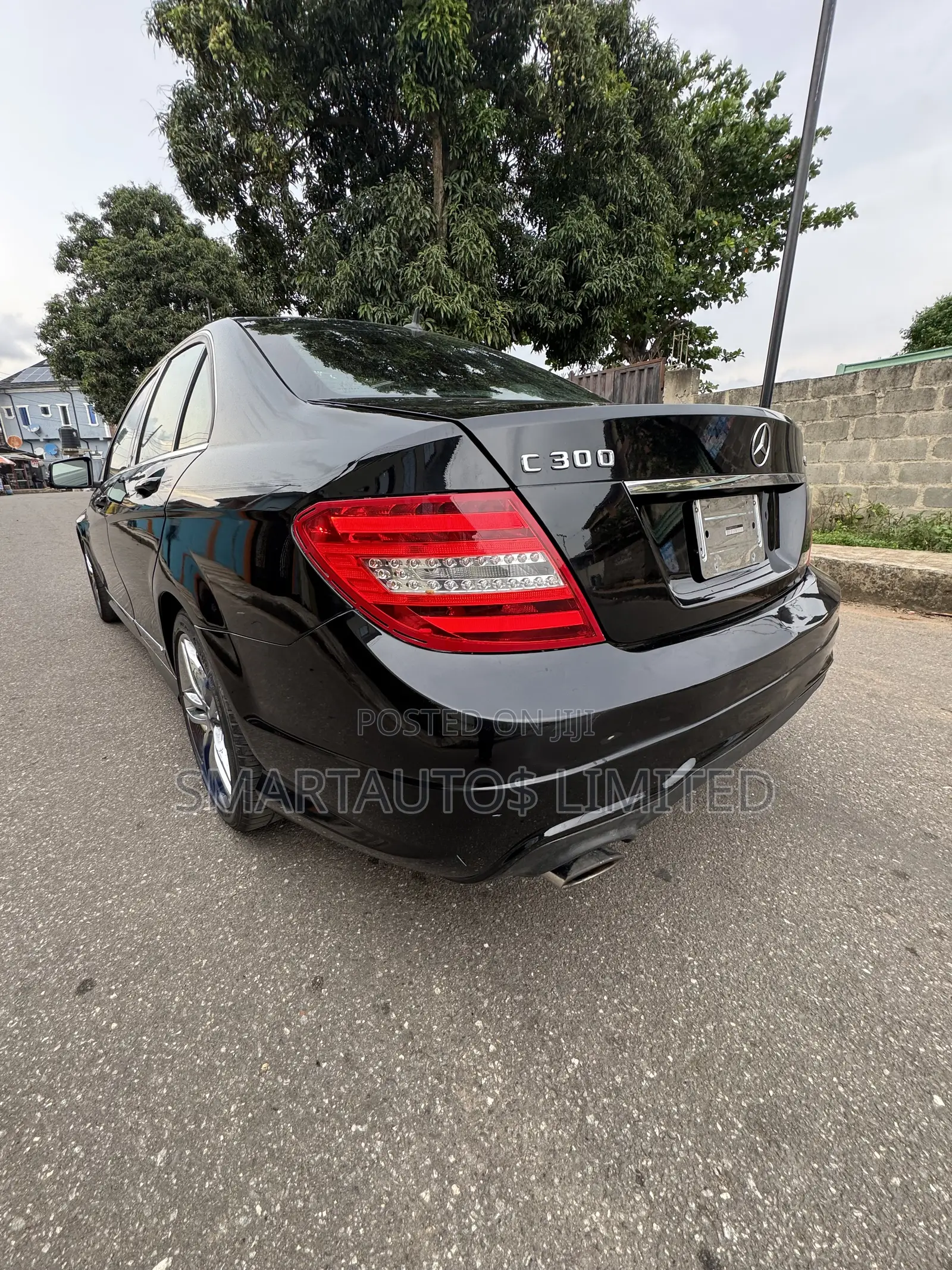 Mercedes-Benz C300 2013 Black