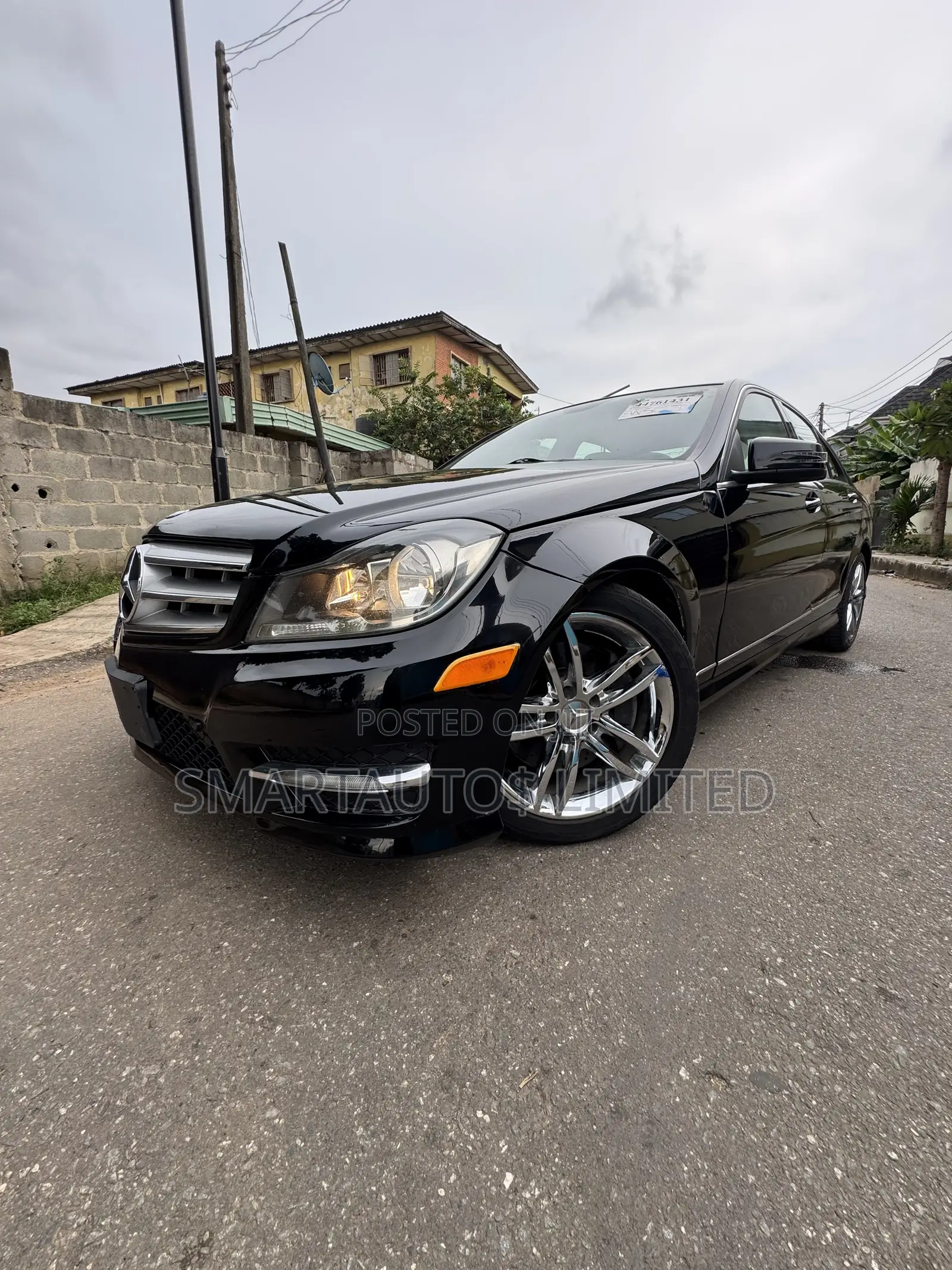 Mercedes-Benz C300 2013 Black
