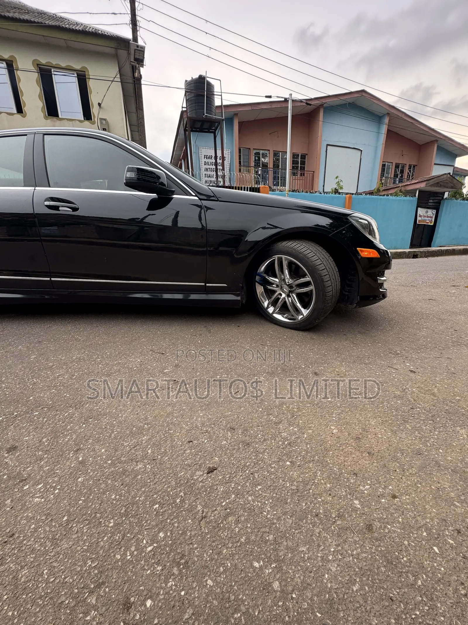 Mercedes-Benz C300 2013 Black