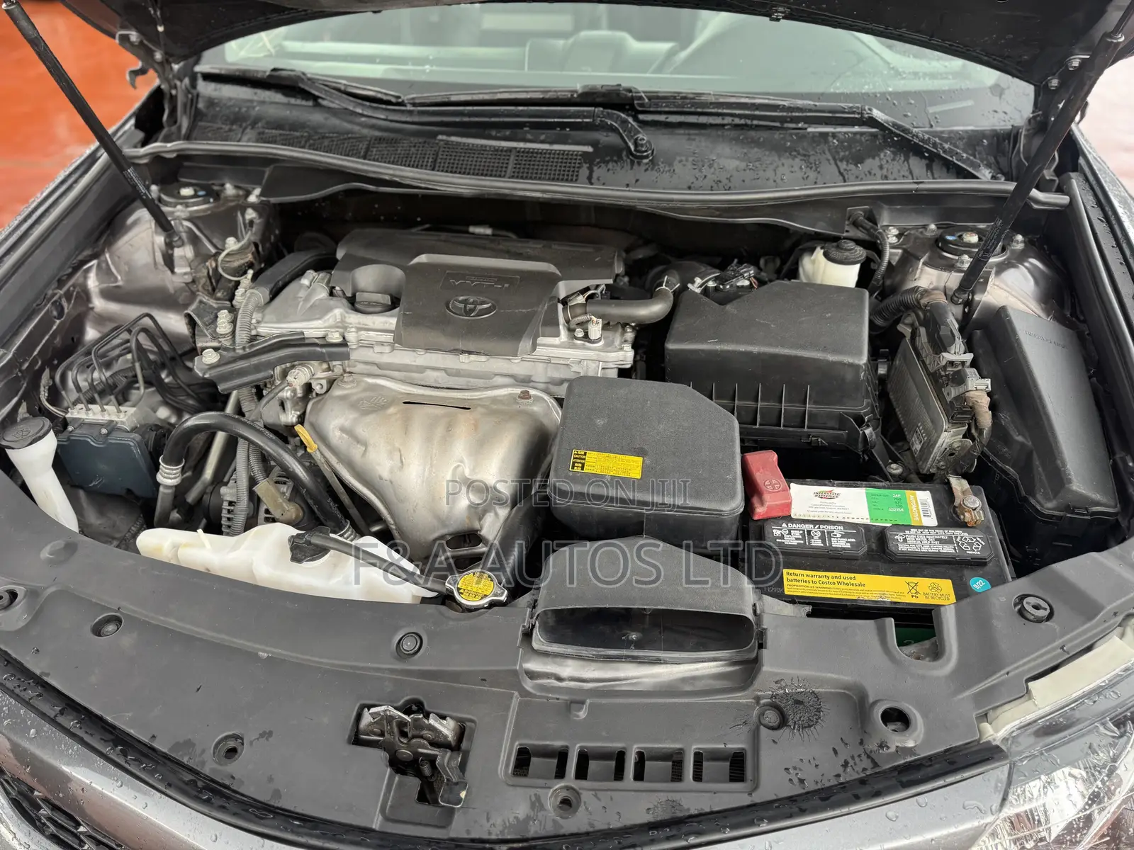 Toyota Camry SE 4dr Sedan (2.5L 4cyl 6A) 2014 Gray