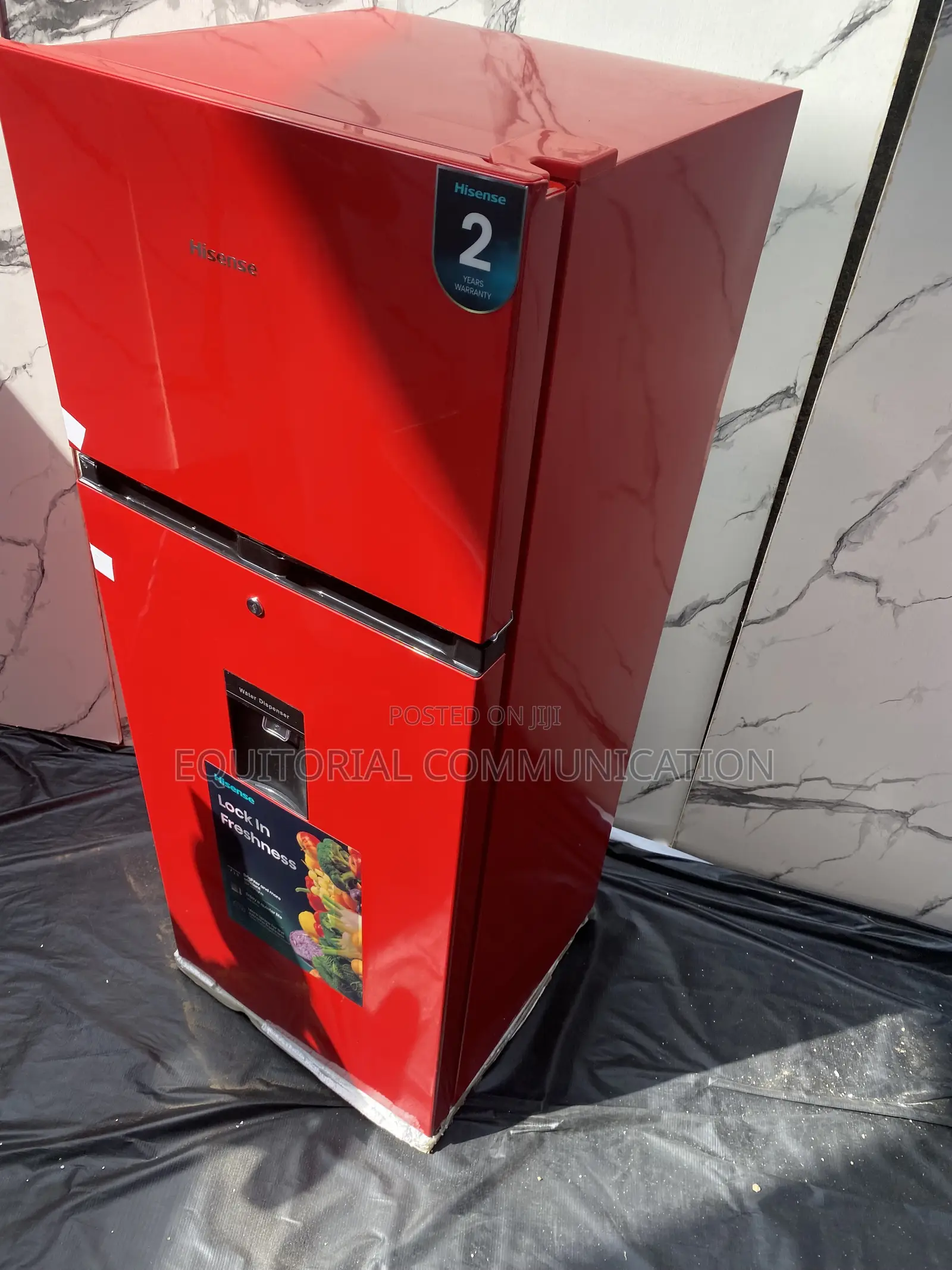 Hisense REF205DRB 204L Fridge With Separate Frozen Food Storage