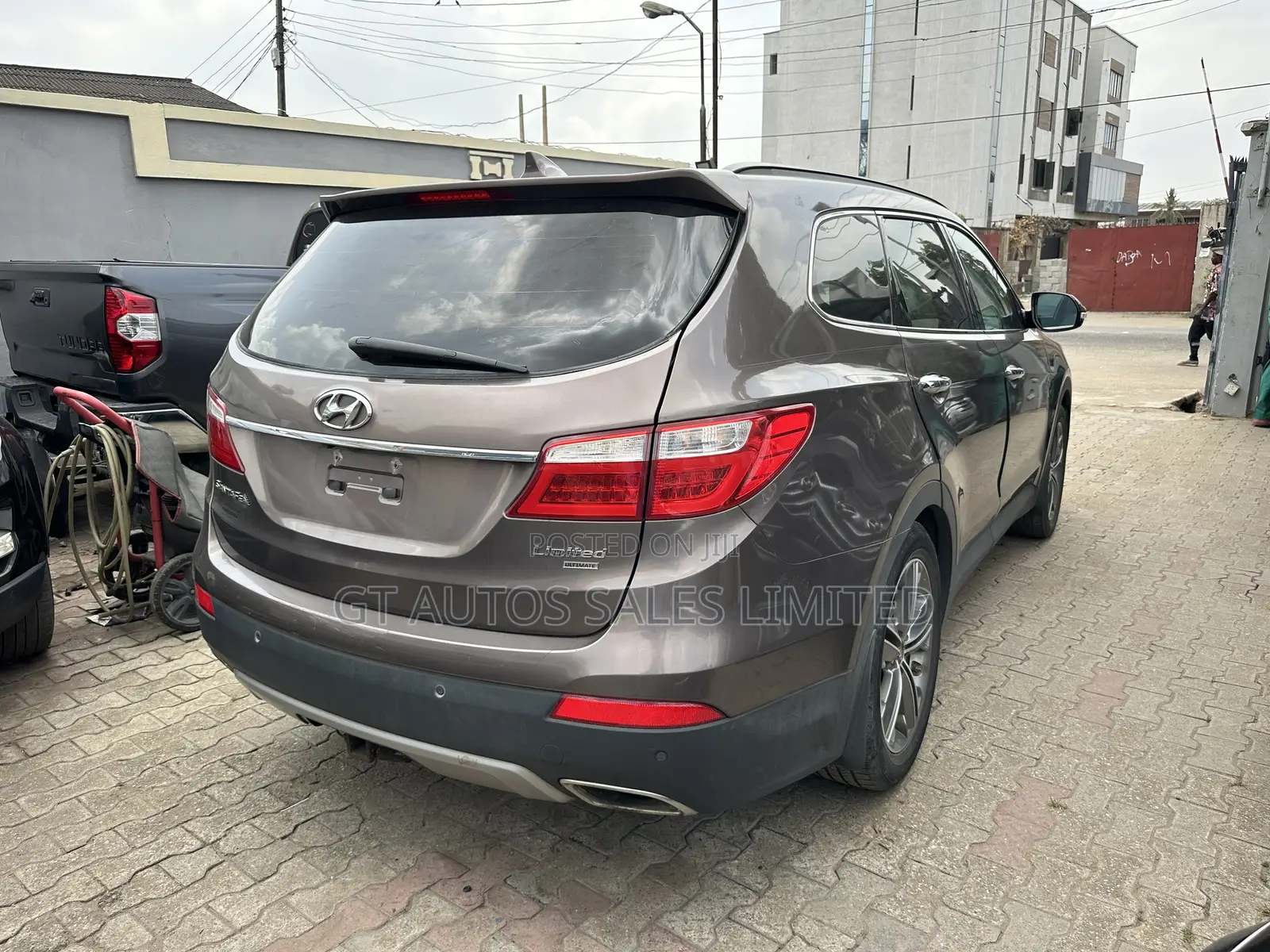 Hyundai Santa Fe Limited 4dr SUV (3.3L 6cyl 6A) 2014 Brown