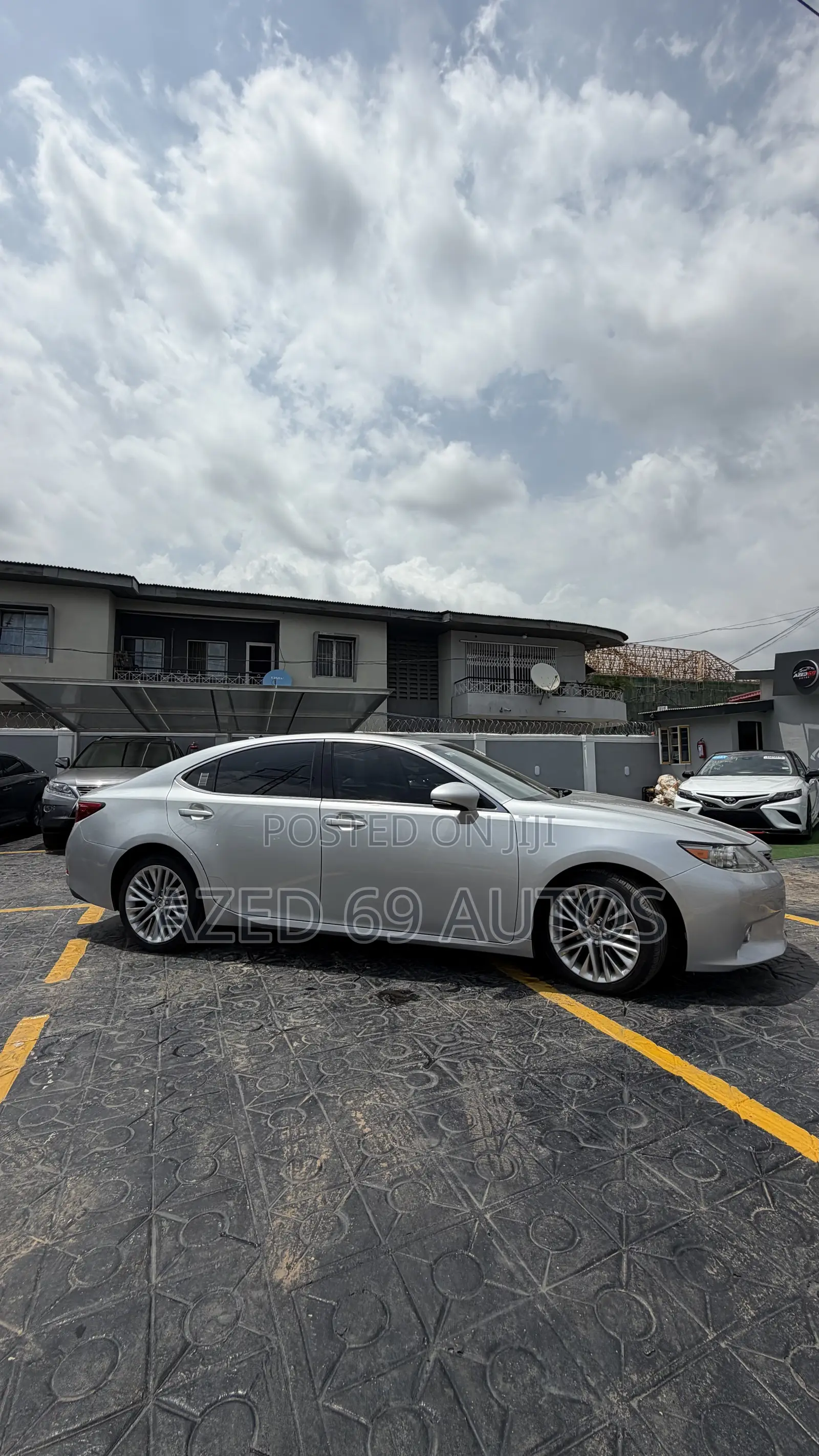 Lexus ES 350 FWD 2014 Silver