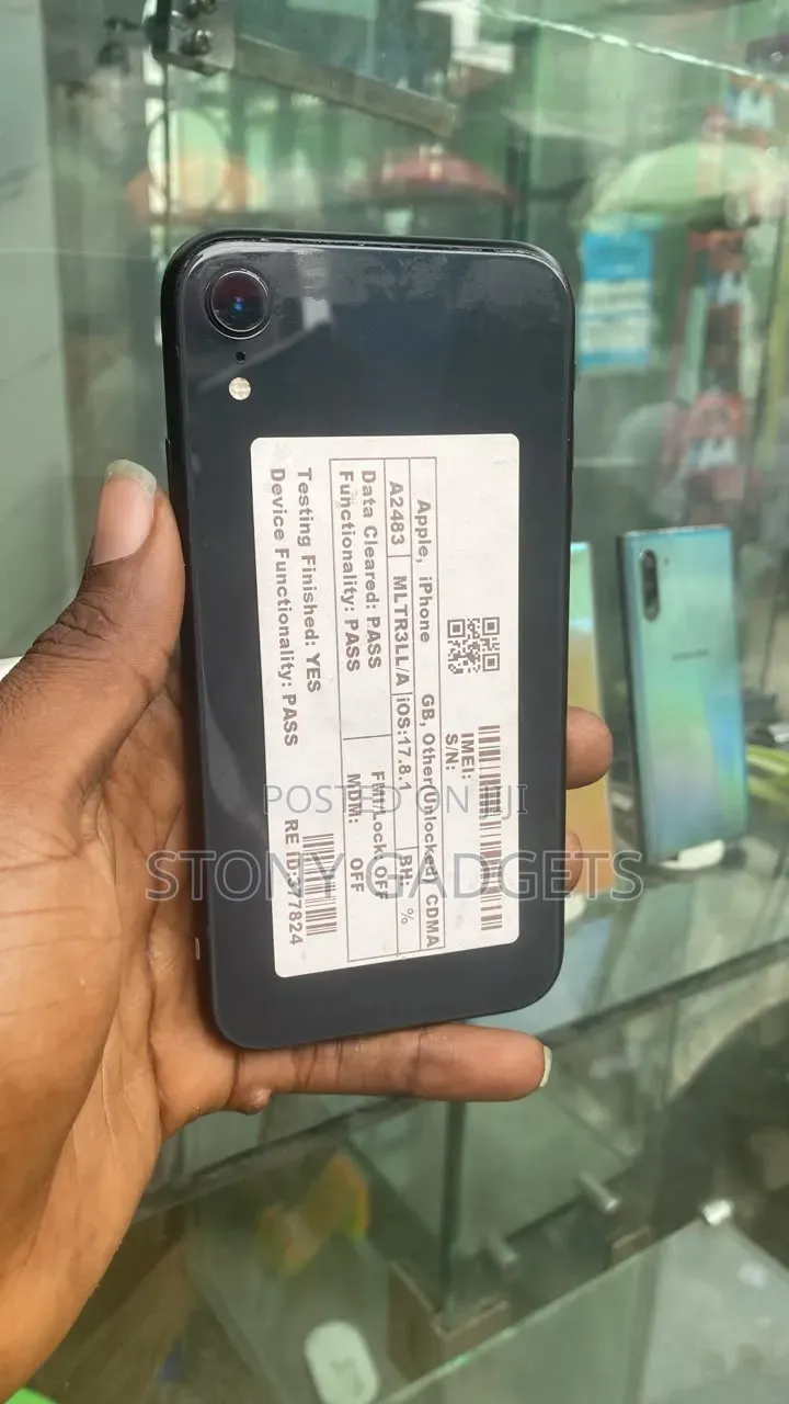 Apple iPhone XR 128 GB Black
