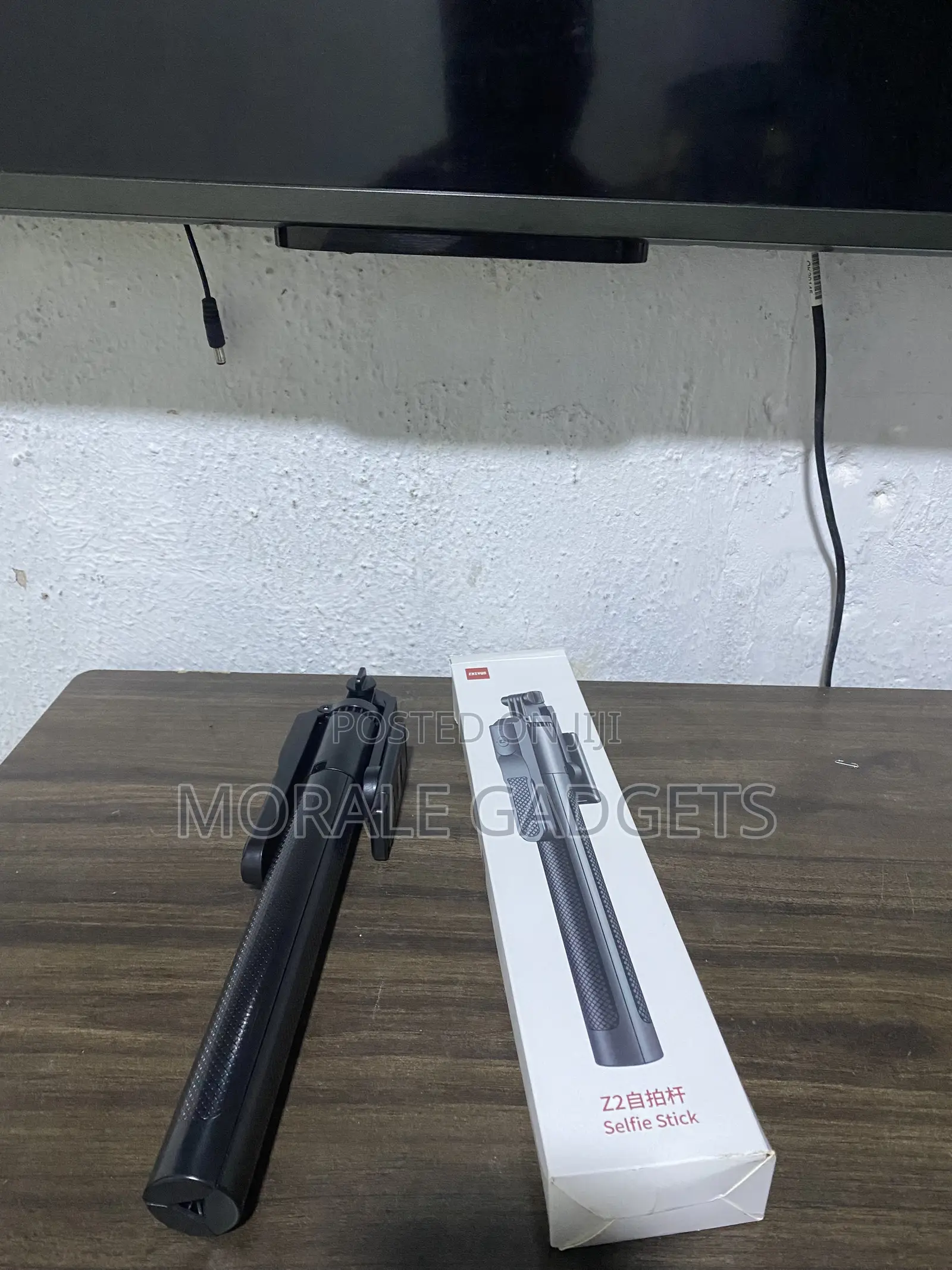 Z2 Selfie Stick/Tripod Stand