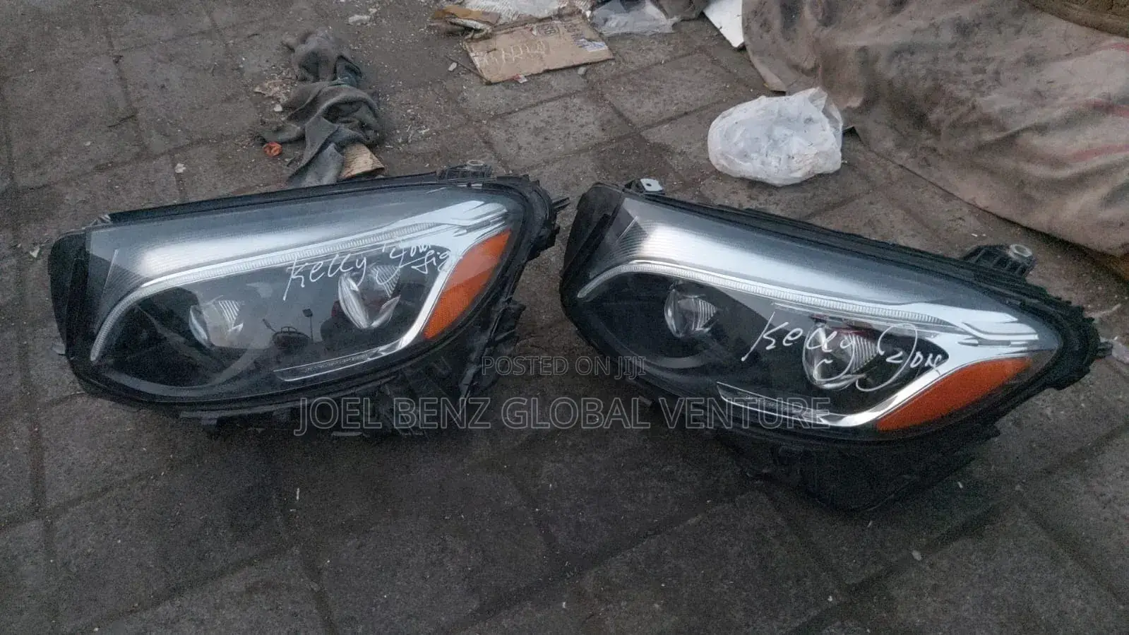 Glc300 2017 Double Charger Headlight