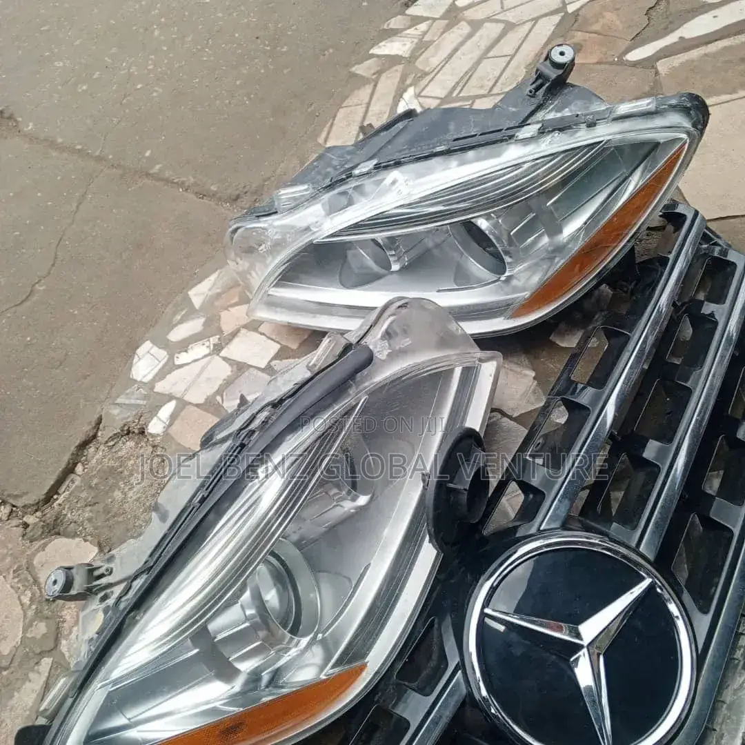 ML350 2013 Non Charger Set of Headlight