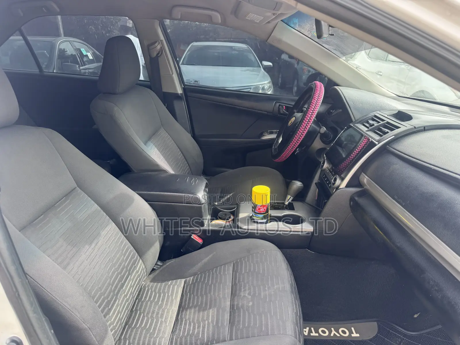 Toyota Camry LE 4dr Sedan (2.5L 4cyl 6A) 2015 White
