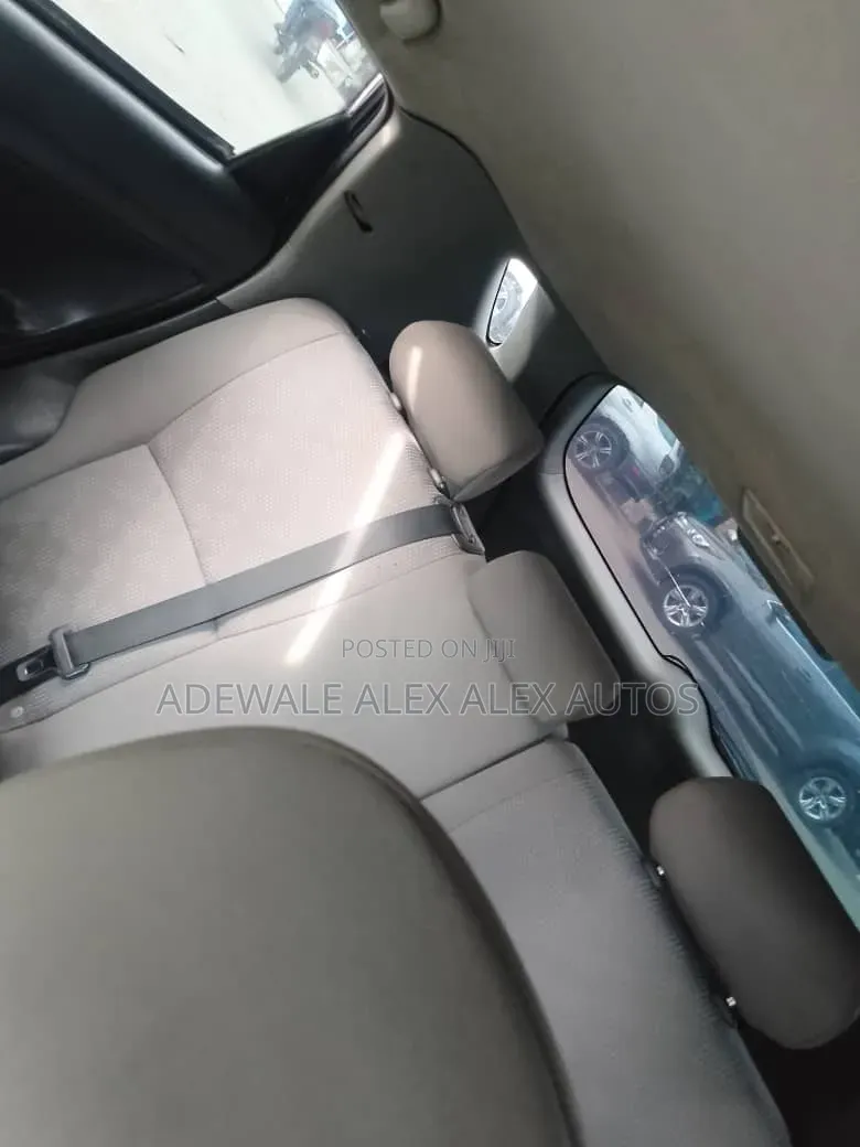 Toyota Matrix 2010 Blue
