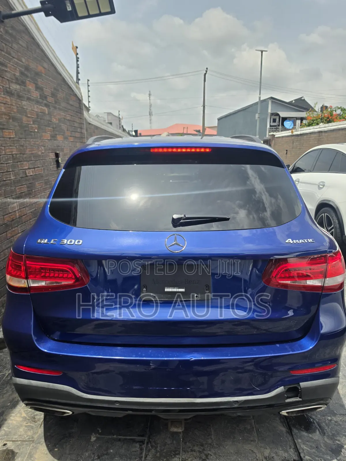 Mercedes-Benz GLC-Class 2017 Blue