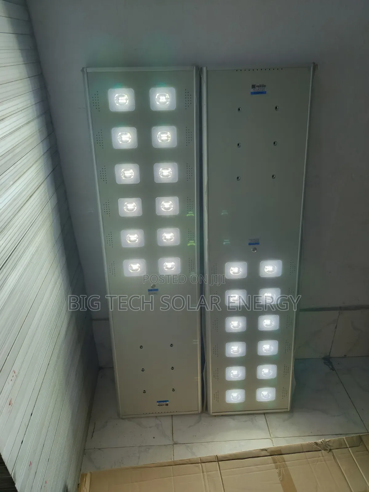 100w Wakatek Solar Street Light 12eye
