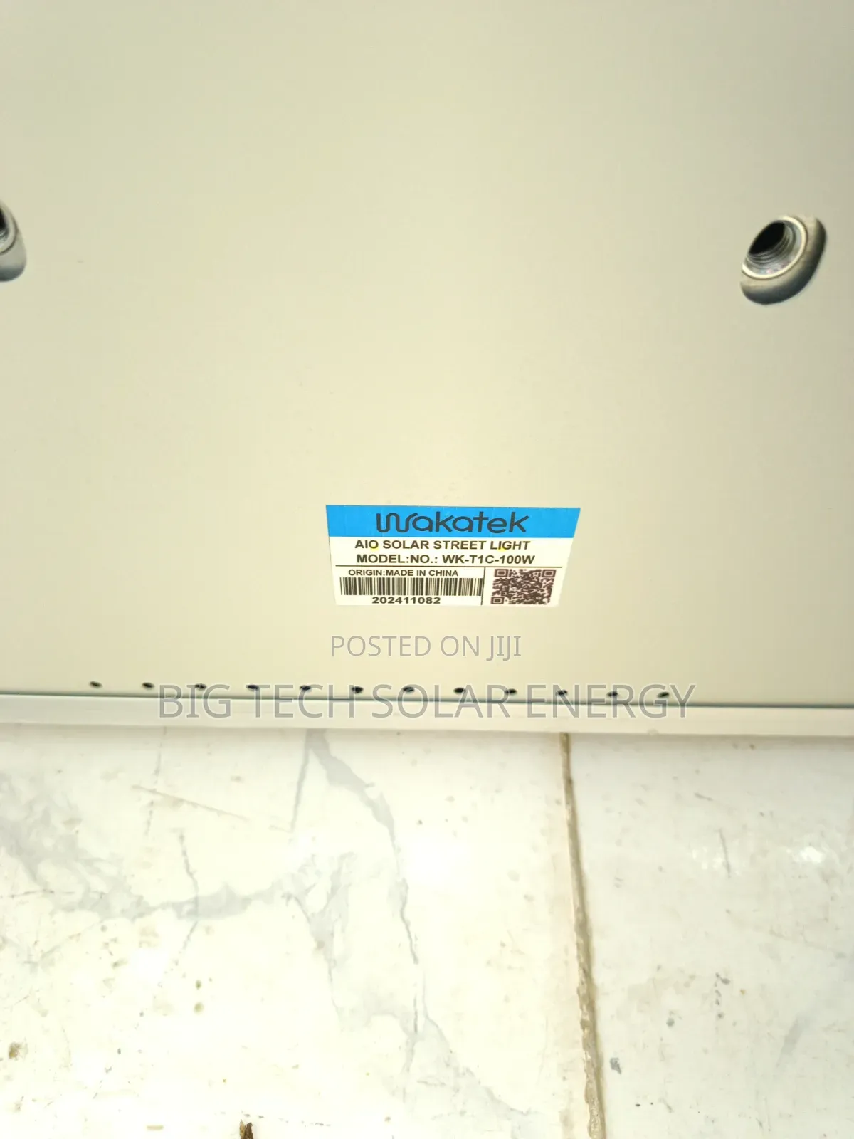 100w Wakatek Solar Street Light 12eye