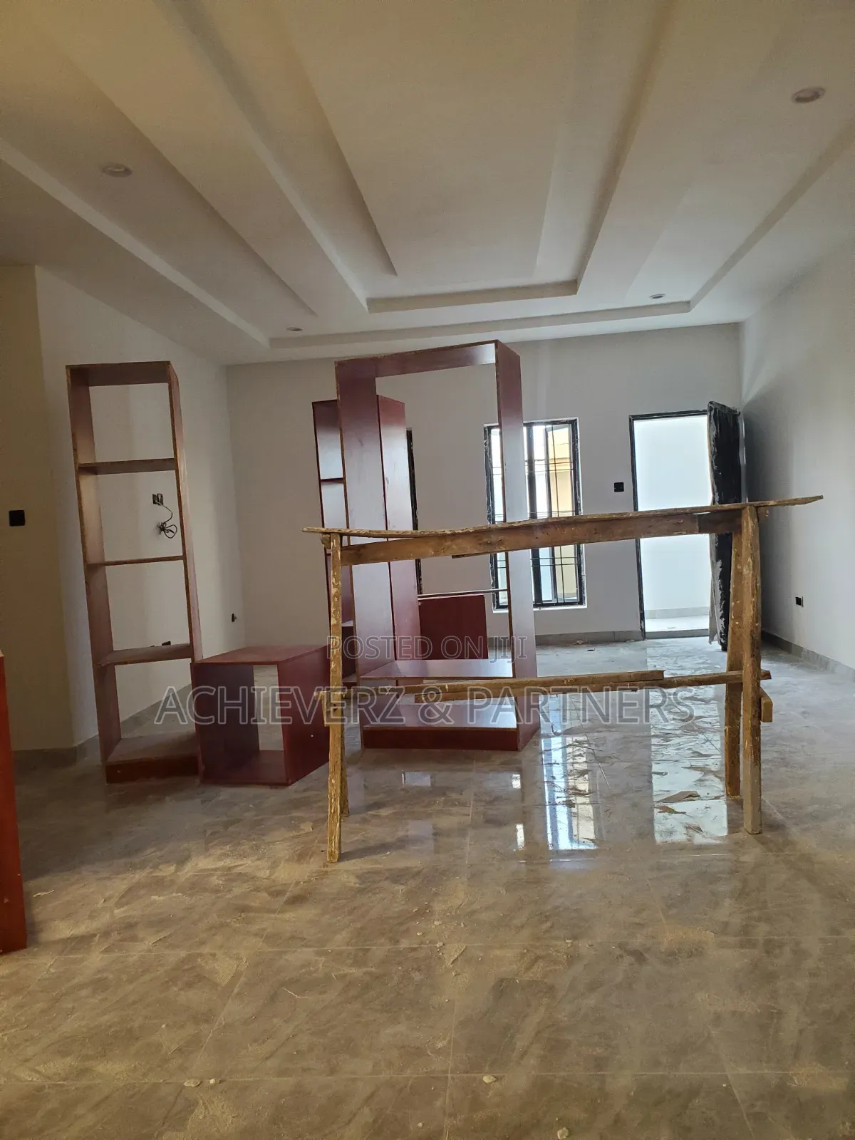 4bdrm Duplex in Jahi for sale