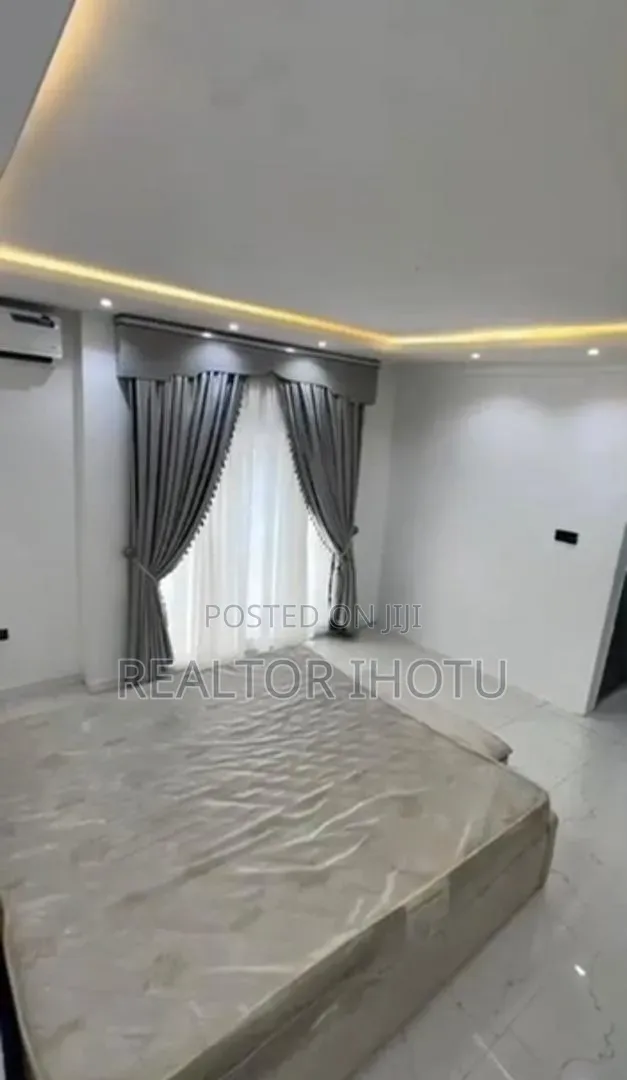 Furnished 4bdrm Duplex in River Park Estate, FHA for sale