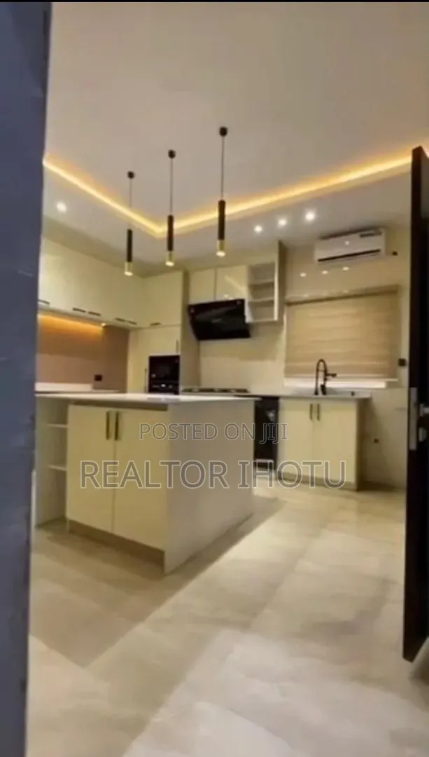 Furnished 4bdrm Duplex in River Park Estate, FHA for sale