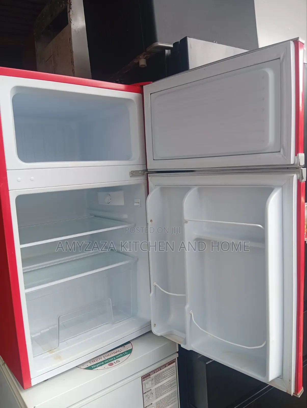 Montpellier Undercounter Retro Fridge Freezer 84 to 88 LTRS