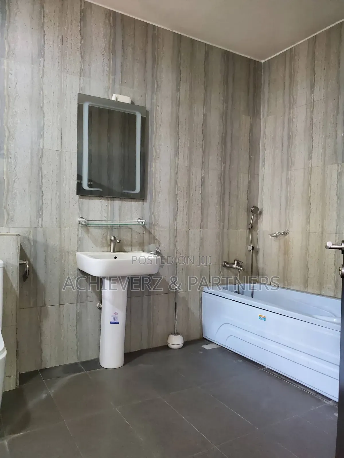 4bdrm Townhouse / Terrace in Katampe Extension for rent