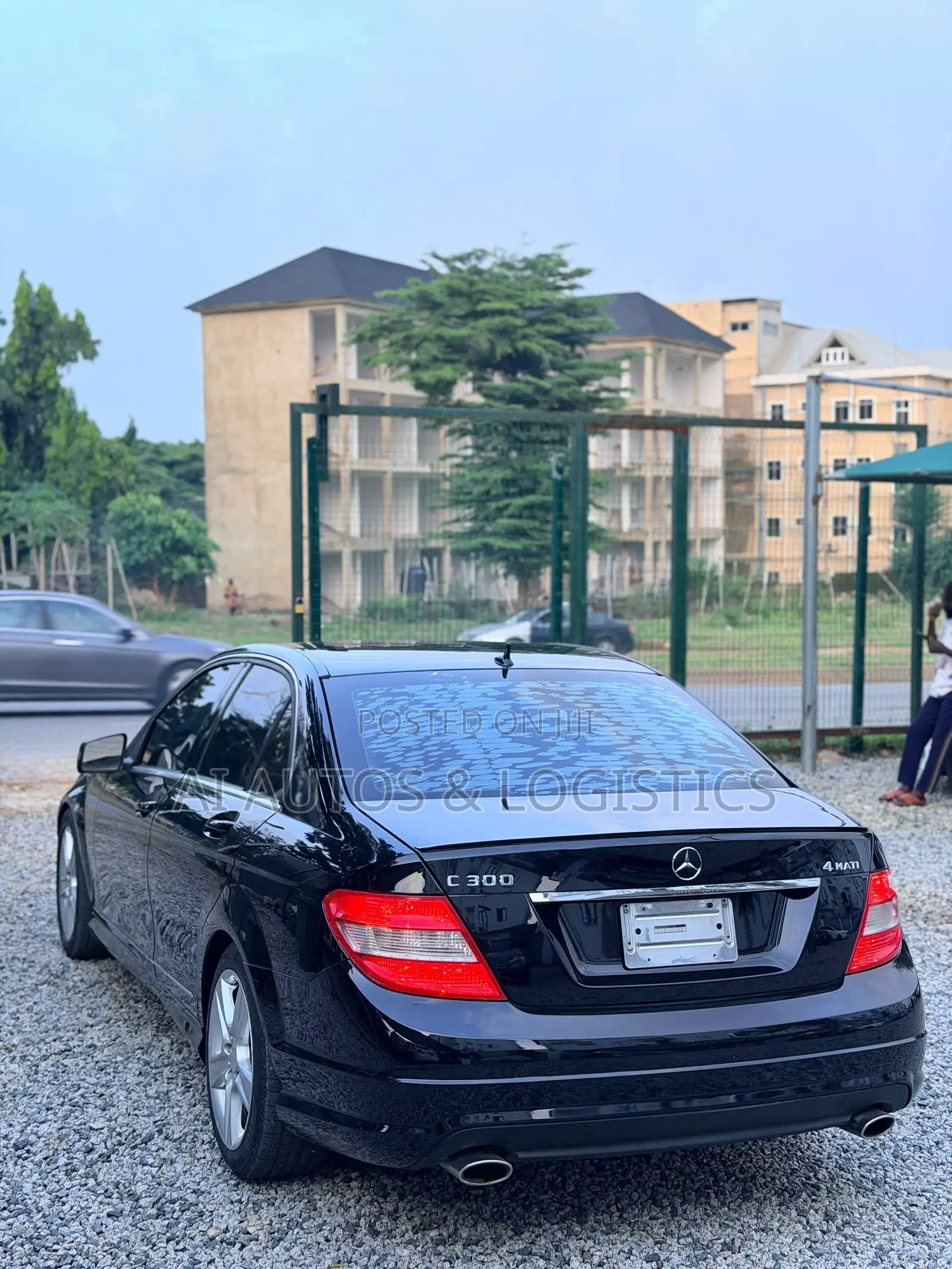 Mercedes-Benz C300 Luxury Sedan RWD (3.0L 6cyl 7A) 2011 Black