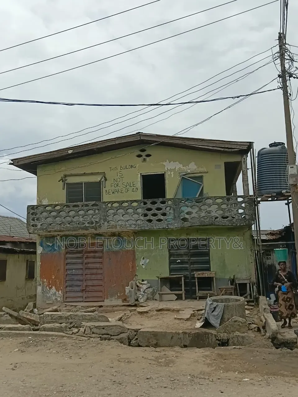 3bdrm Block of Flats in Maza-Maza Mile 2,, Abule Ado for sale