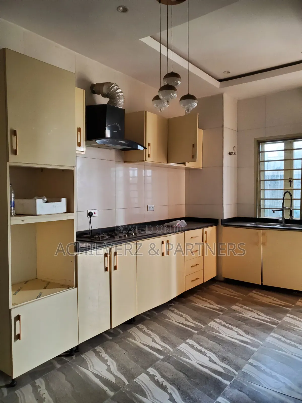 4bdrm Duplex in Jahi for sale