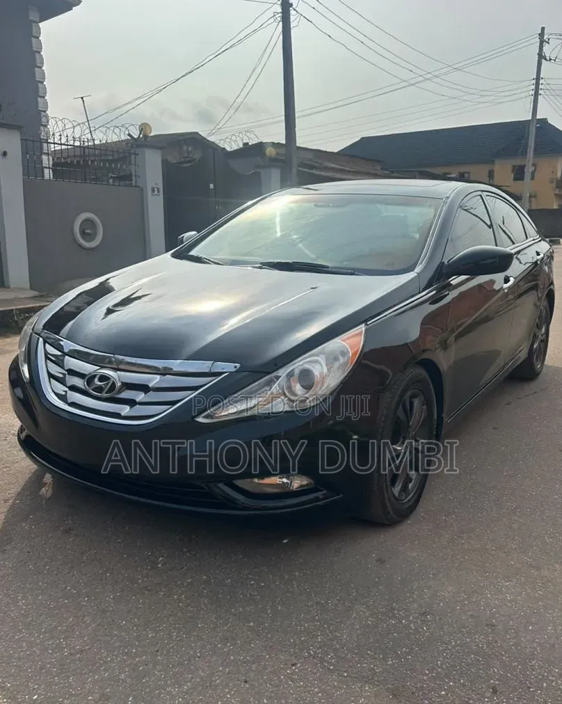 Hyundai Sonata 2013 Black