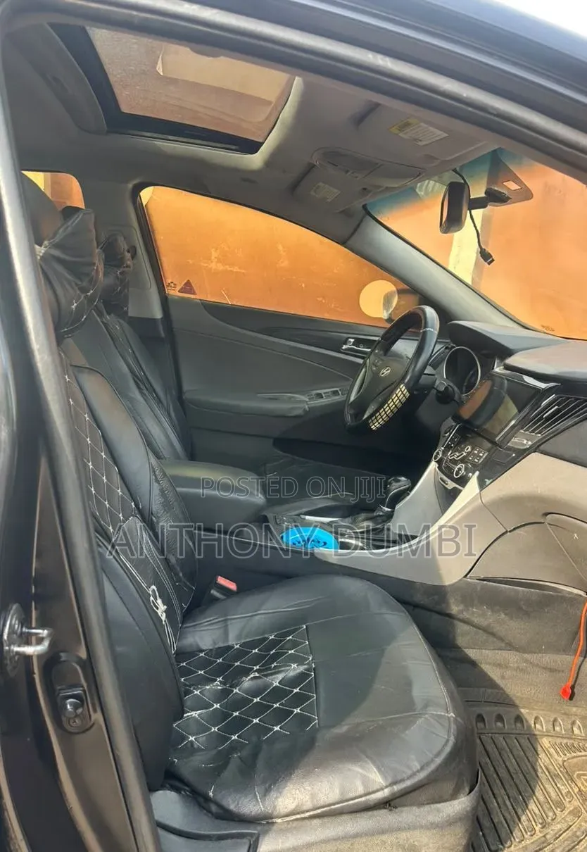 Hyundai Sonata 2013 Black