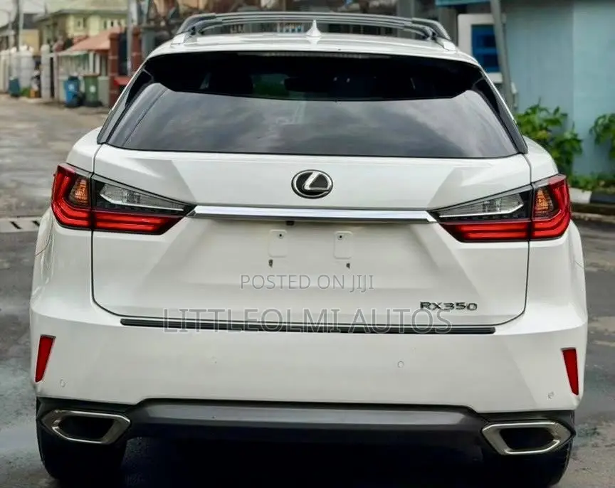 Lexus RX 350 FWD 2017 White