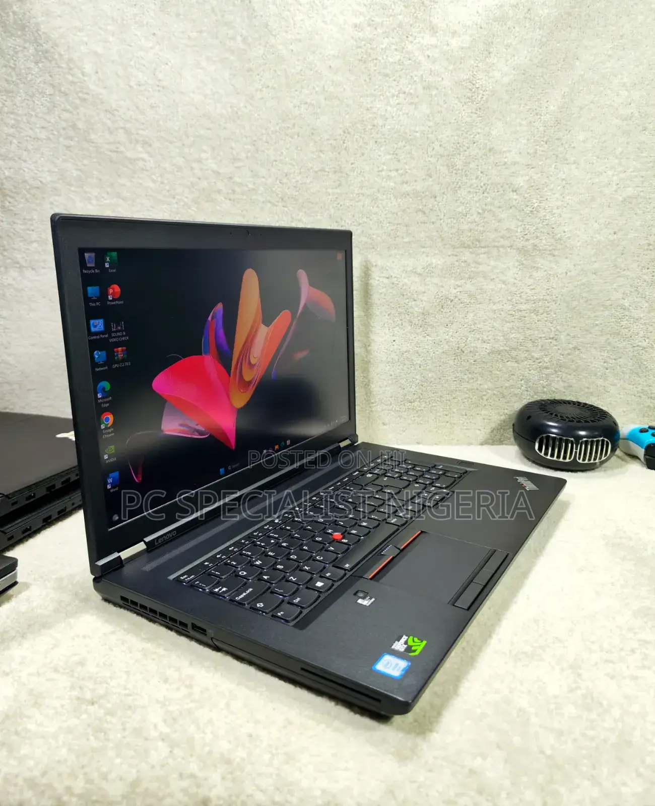 Laptop Lenovo ThinkPad P71 16GB Intel Xeon SSHD+SSD 1T