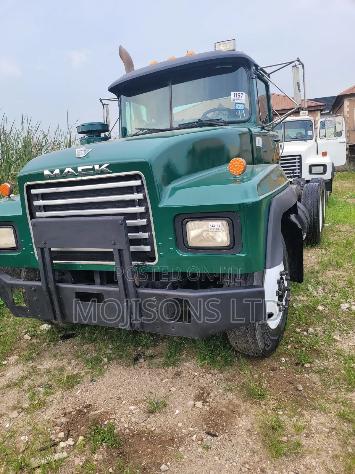 Mack Trailer Head