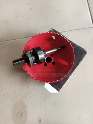 Bi-Metal Hole Saw Steel (HSS) Arbor and a Pilot Drill Bit