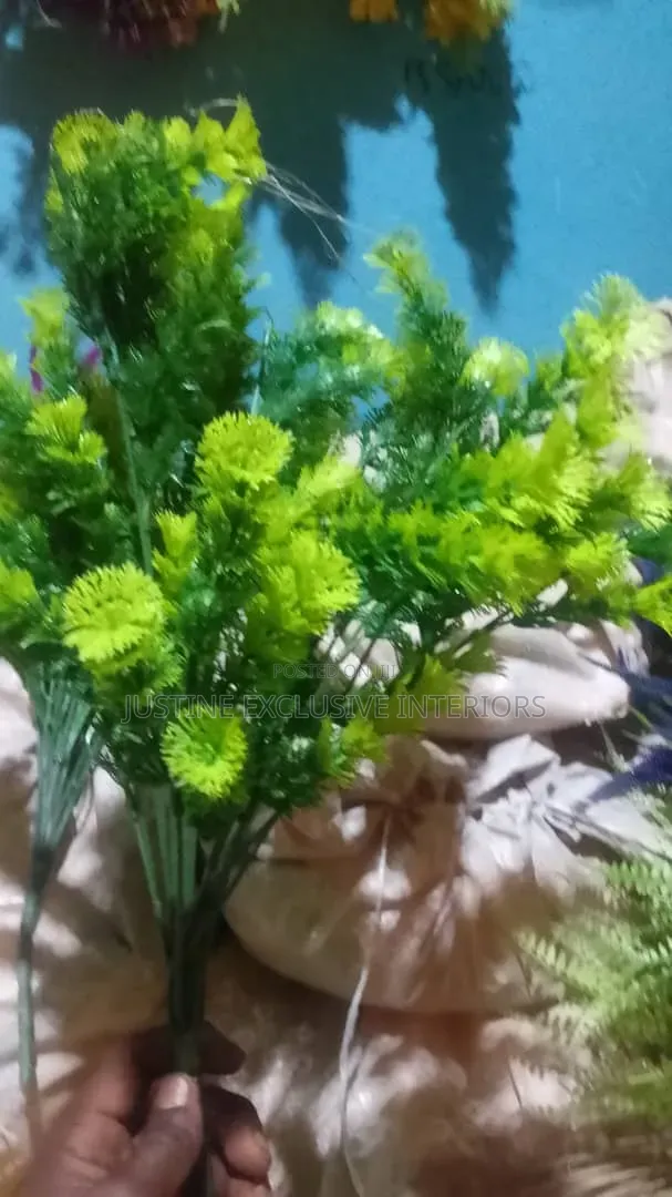Artificial Decorative Flowers