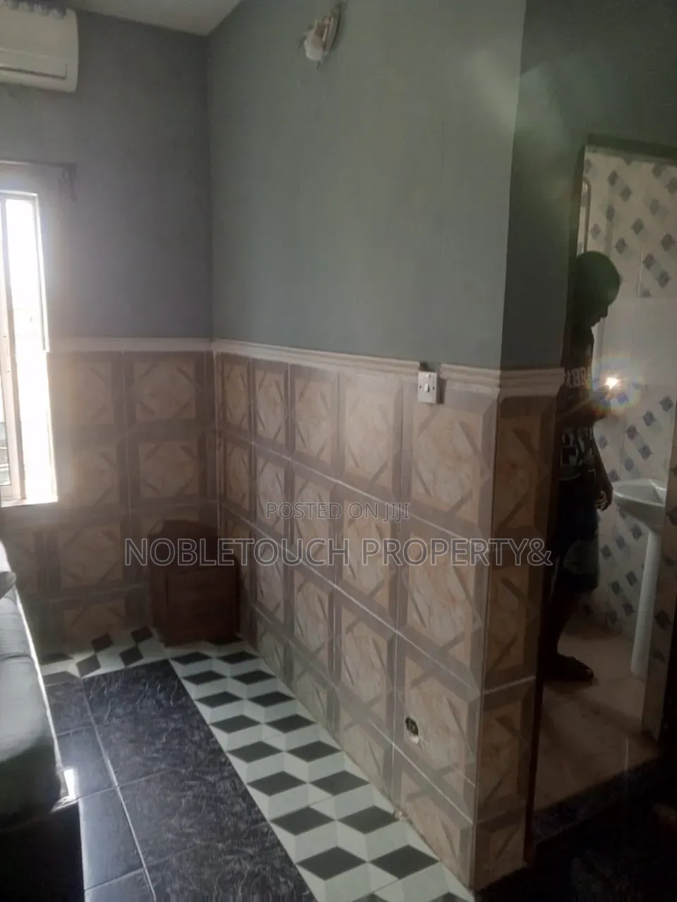 21rooms Hotel for Lease Opposite Synagogue Church Ikotun Egbe