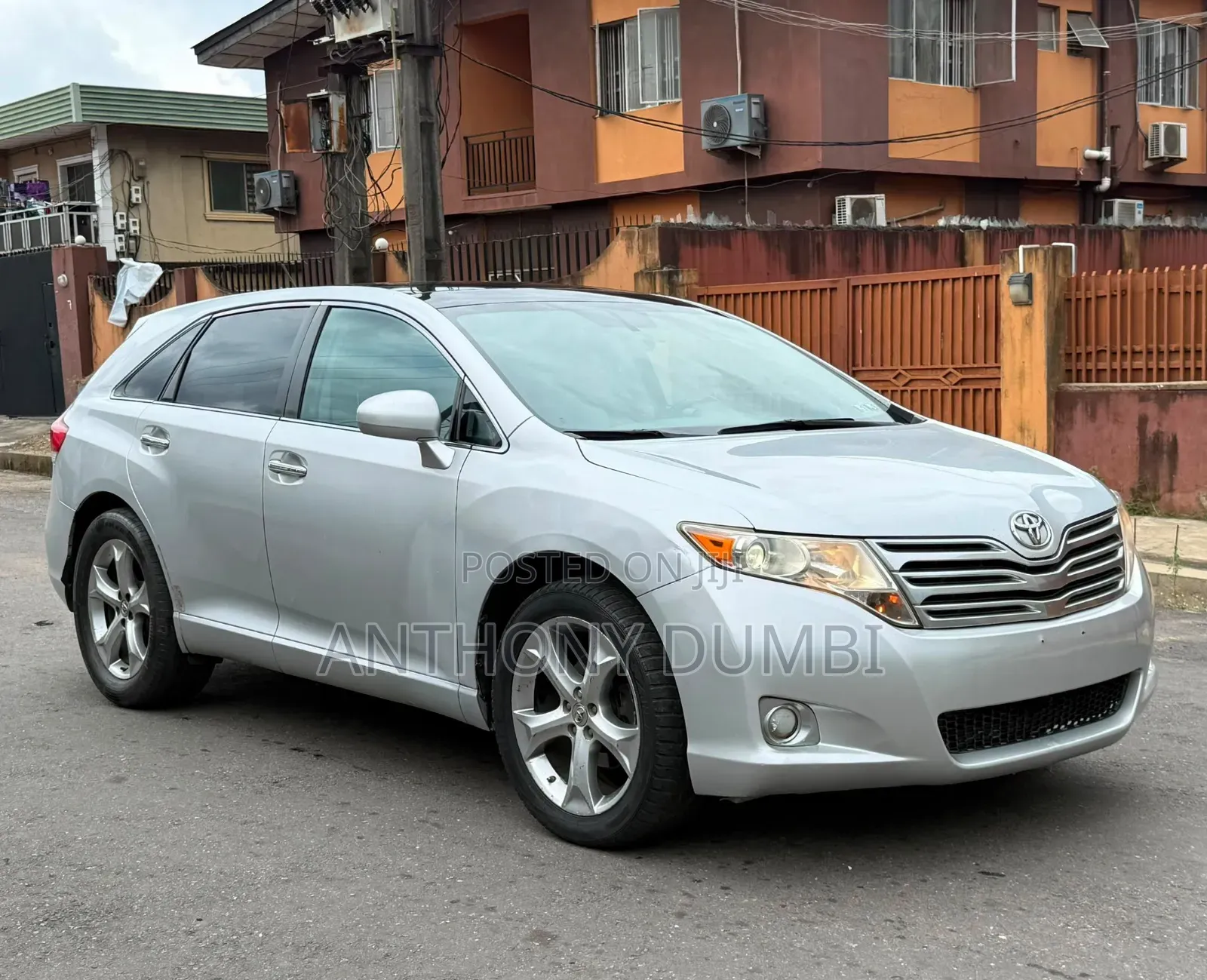 Toyota Venza 2010 Silver