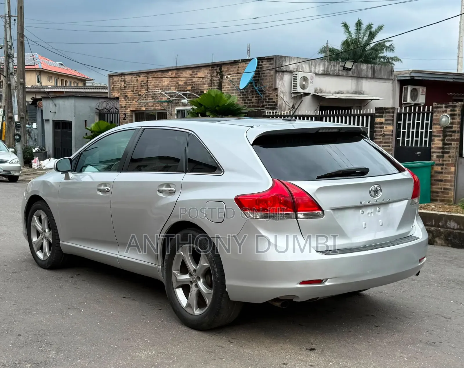 Toyota Venza 2010 Silver