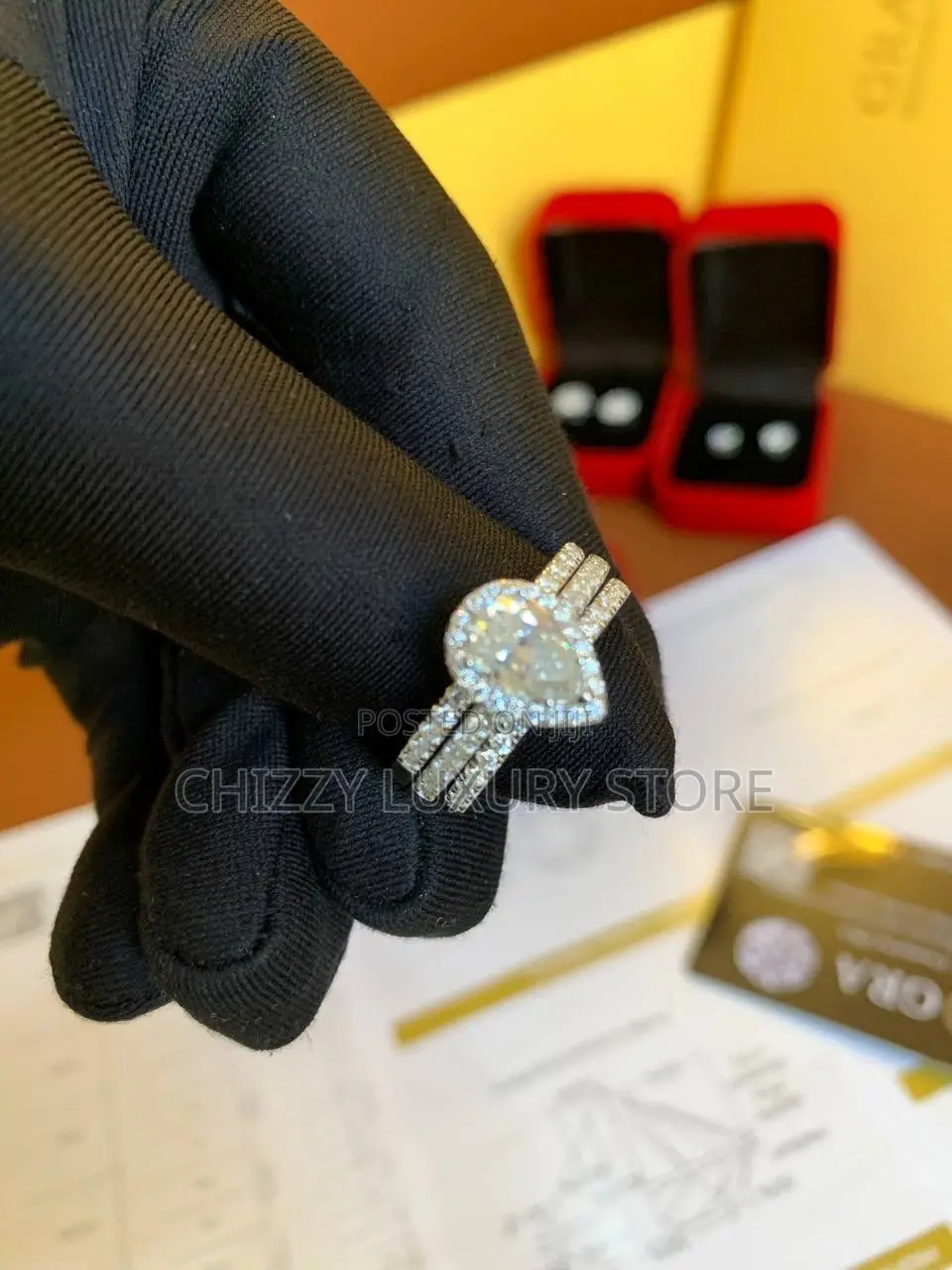 VVS Moissanite Diamond Engagement/Wedding Ring