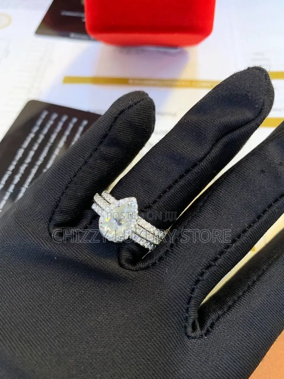 VVS Moissanite Diamond Engagement/Wedding Ring