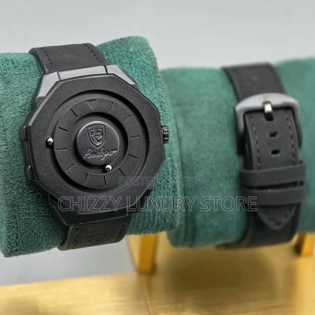 Poedagar Quality Men Rubber Strap Wristwatch